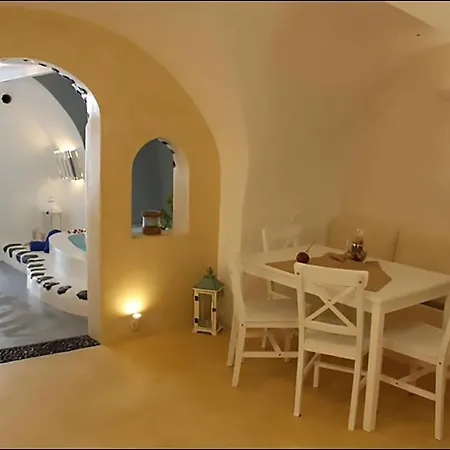 Traditional Cave Villa-Paradise & Prive Jacuzzi Emporio  Exterior photo